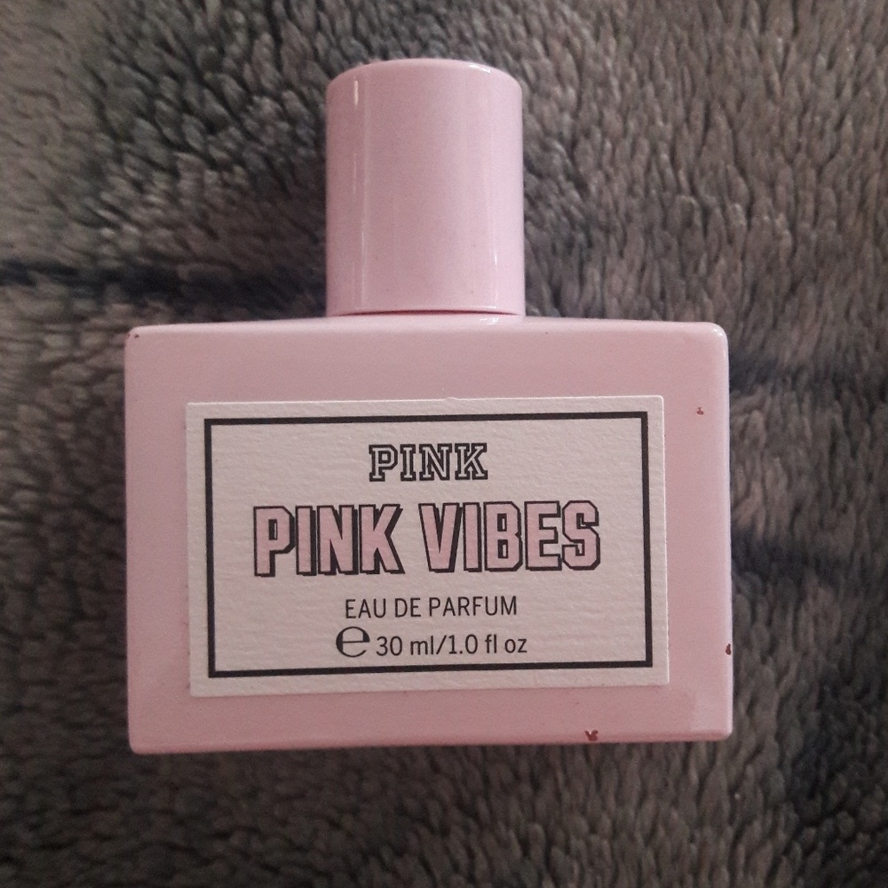 Victoria secret/ pink perfume